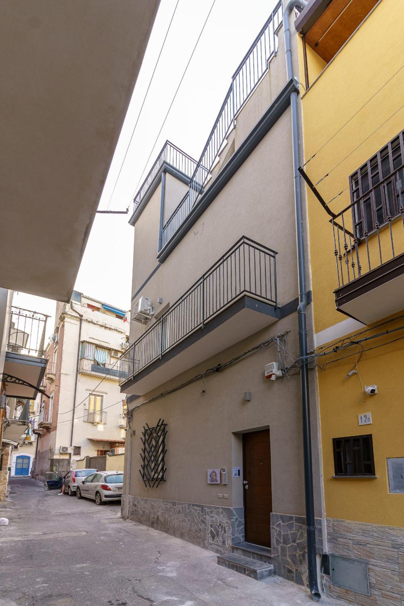 Al Palazzetto - La Norma Apartment